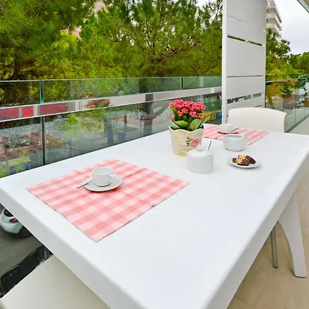 Apartment Fiore-11 By Interhome Lignano Sabbiadoro