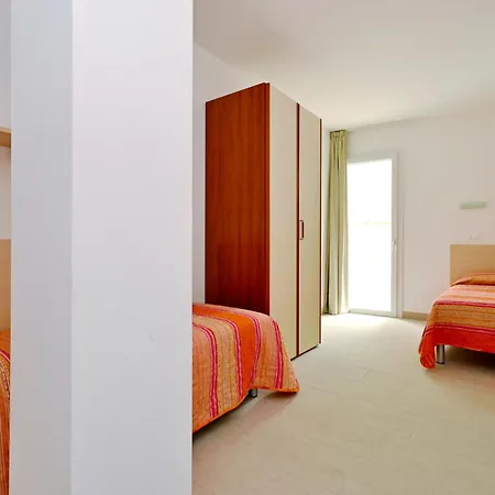 Appartement Fiore-11 By Interhome