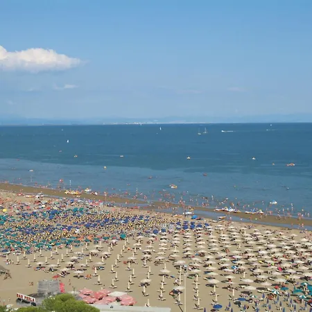 Apartment Fiore-11 By Interhome Lignano Sabbiadoro